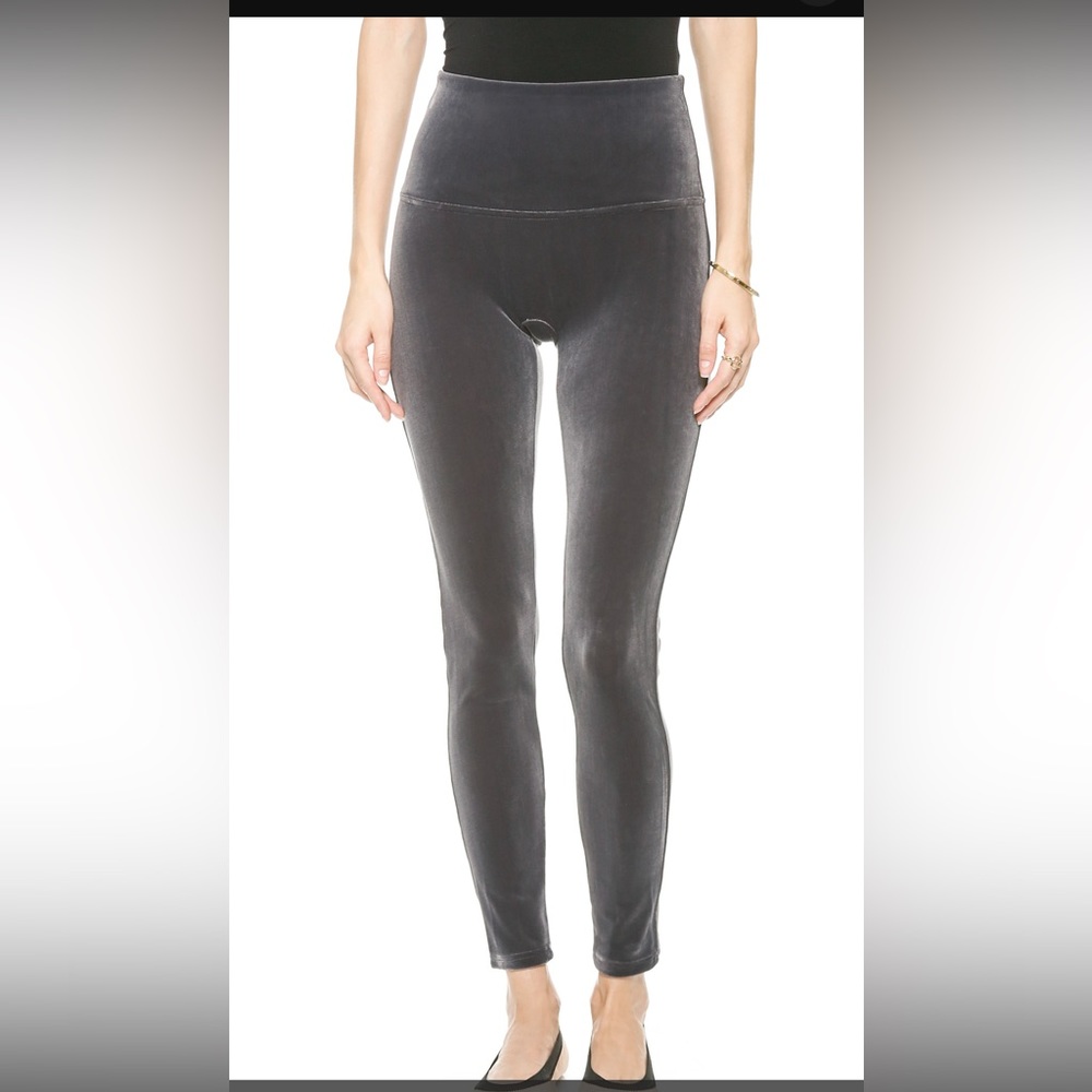 SPANX velvet leggings. Grey size M